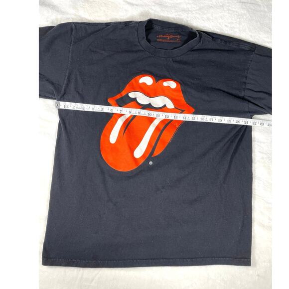 Rolling Stones Tongue Logo Tee Black Graphic Shirt - Picture 3 of 6